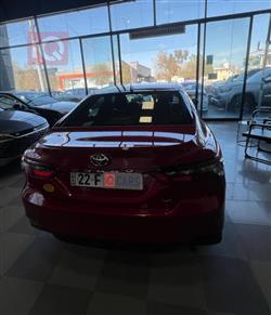 تۆیۆتا کامری